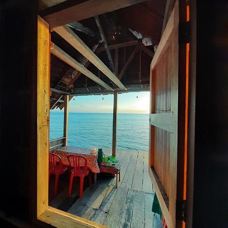 Nyanse Homestay - Raja Ampat Besir Exterior photo