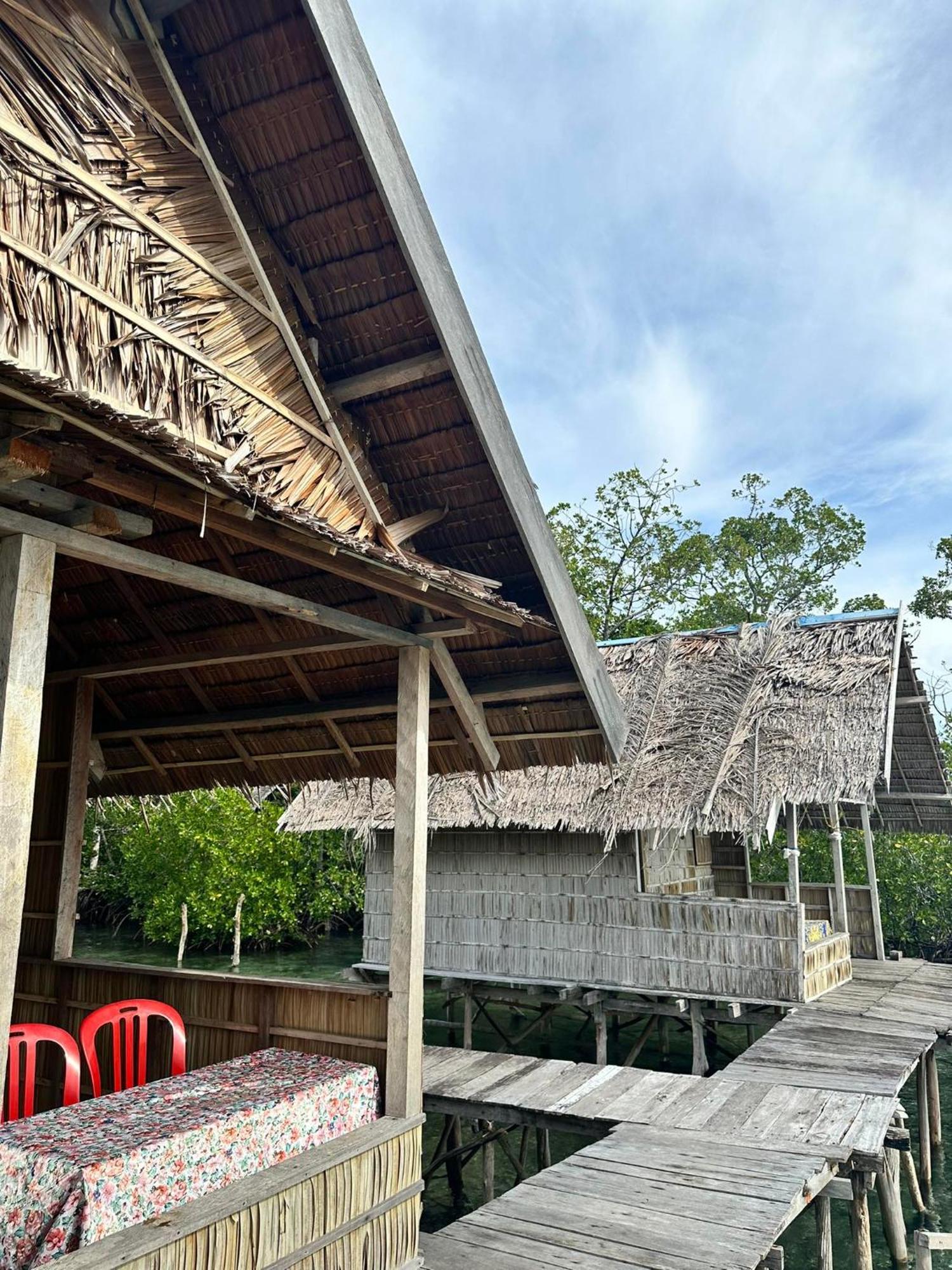 Nyanse Homestay - Raja Ampat Besir Exterior photo