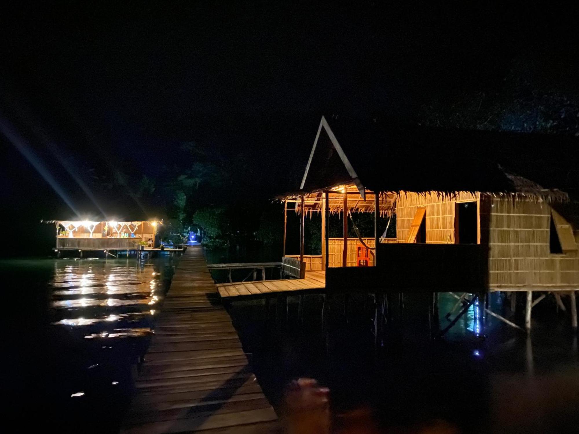 Nyanse Homestay - Raja Ampat Besir Exterior photo